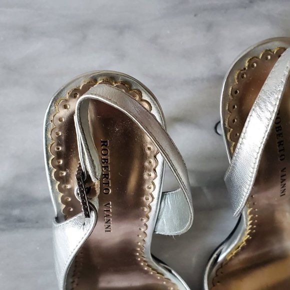 Roberto Vianni Silver Leather Open-Toe Slingback - Picture 8 of 10